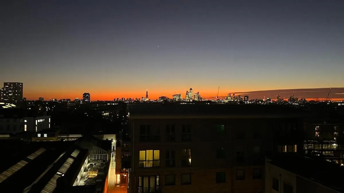 Apartment Sunset Heights Bright 2Br With City Views And Free Parking London United Kingdom