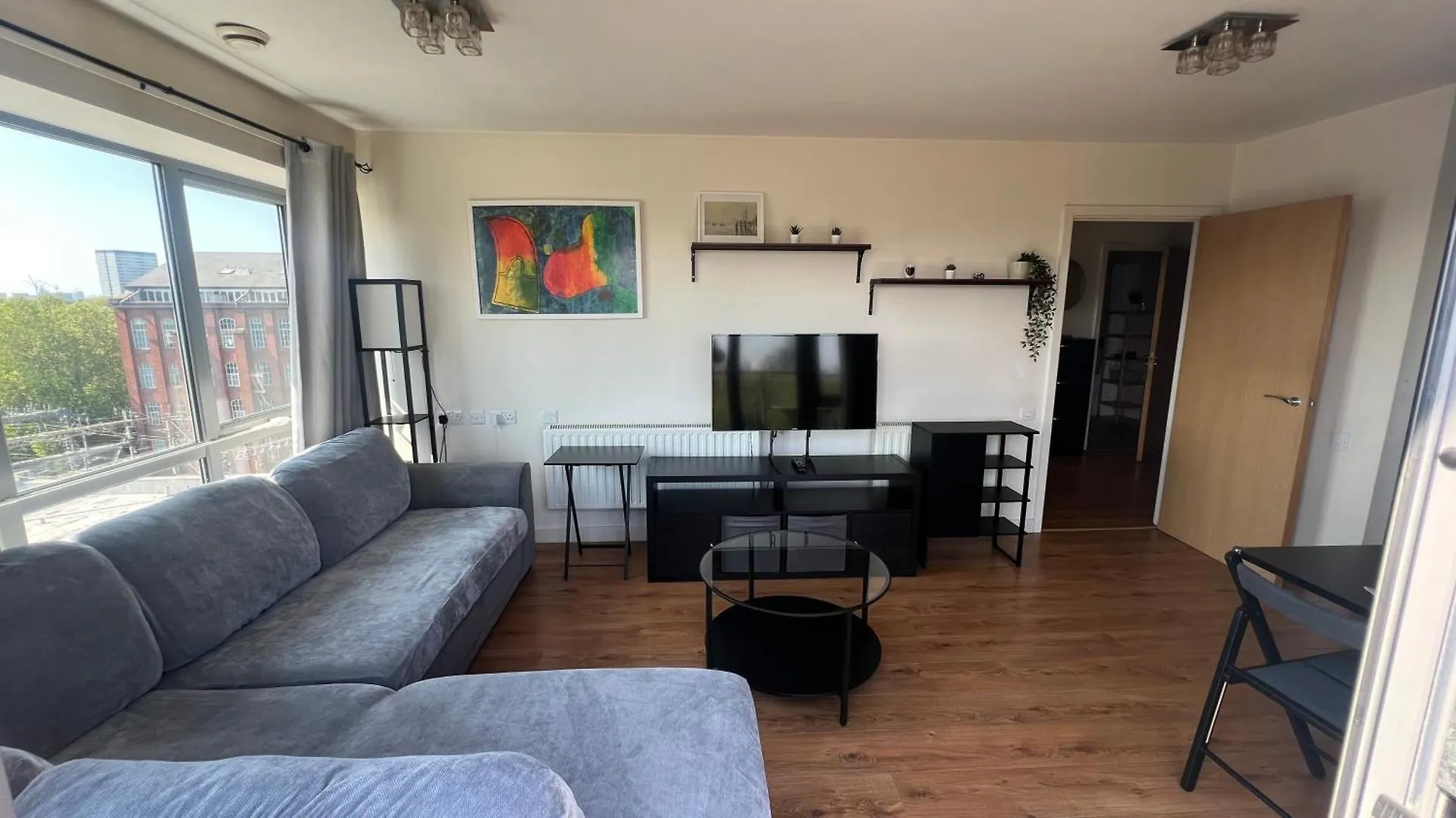 Apartment Sunset Heights Bright 2Br With City Views And Free Parking London