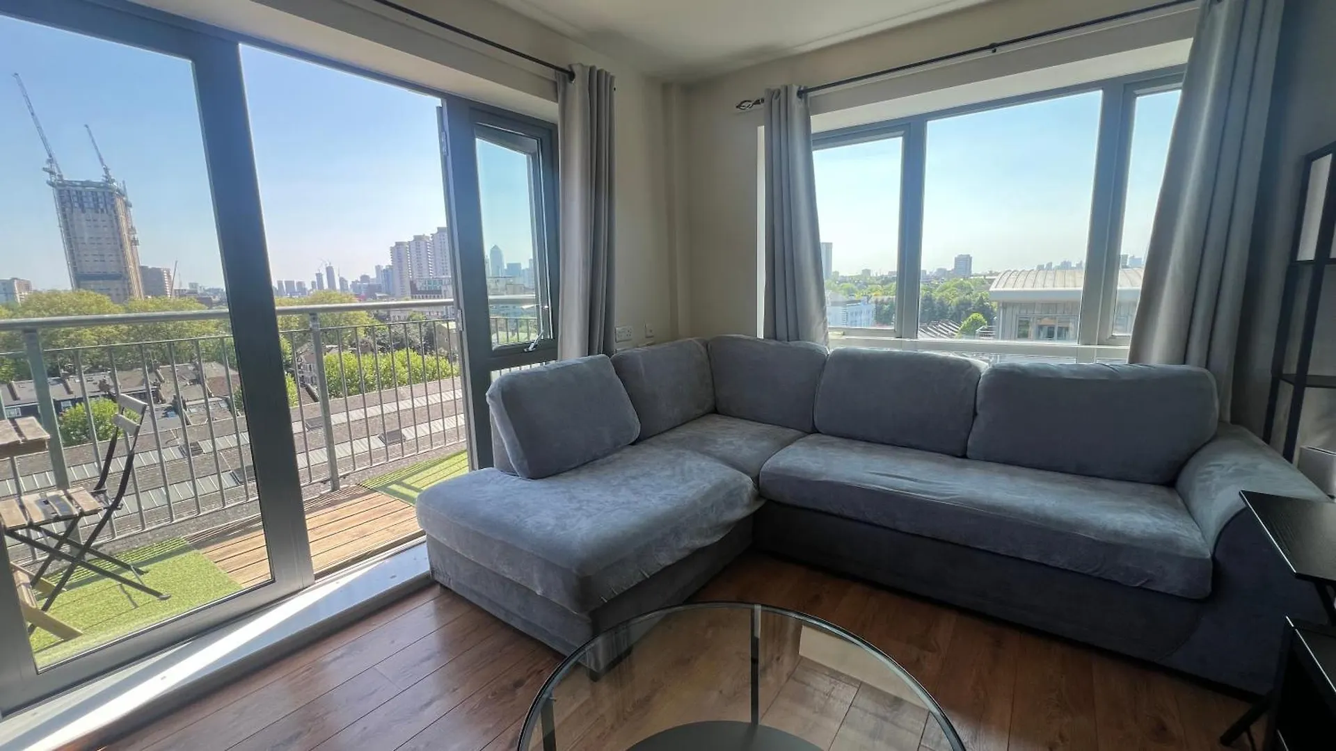 Sunset Heights Bright 2Br With City Views And Free Parking London