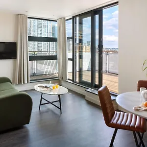 4* Apart Otel Marlin Canary Wharf