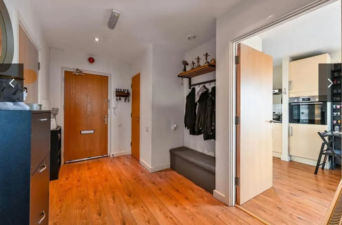 Apartment Sunset Heights Bright 2Br With City Views And Free Parking London